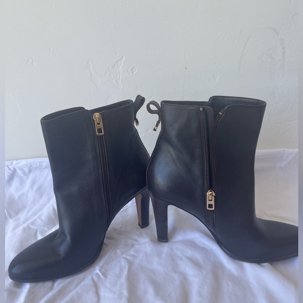Coach brown Jemma booties w/ heel Sz 10B